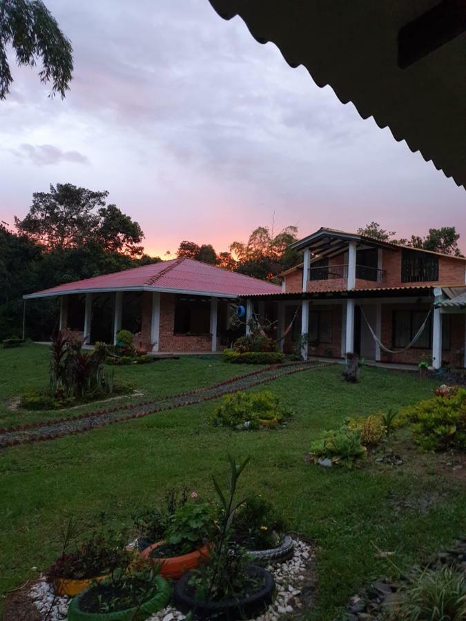 Parcela Villa Cristal Popayan Exteriör bild